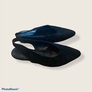 Everlane Black V slingback flats size 10.5